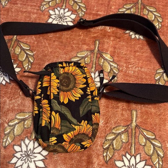 Lucy & Yak Sunflower Print Crossbody Bag - Picture 3 of 9